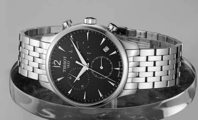 如何正确清洗天梭手表的金属表带？