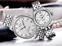 天梭表带里面方的还是圆的